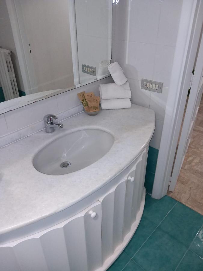 Wendy House Apartament 巴里 外观 照片