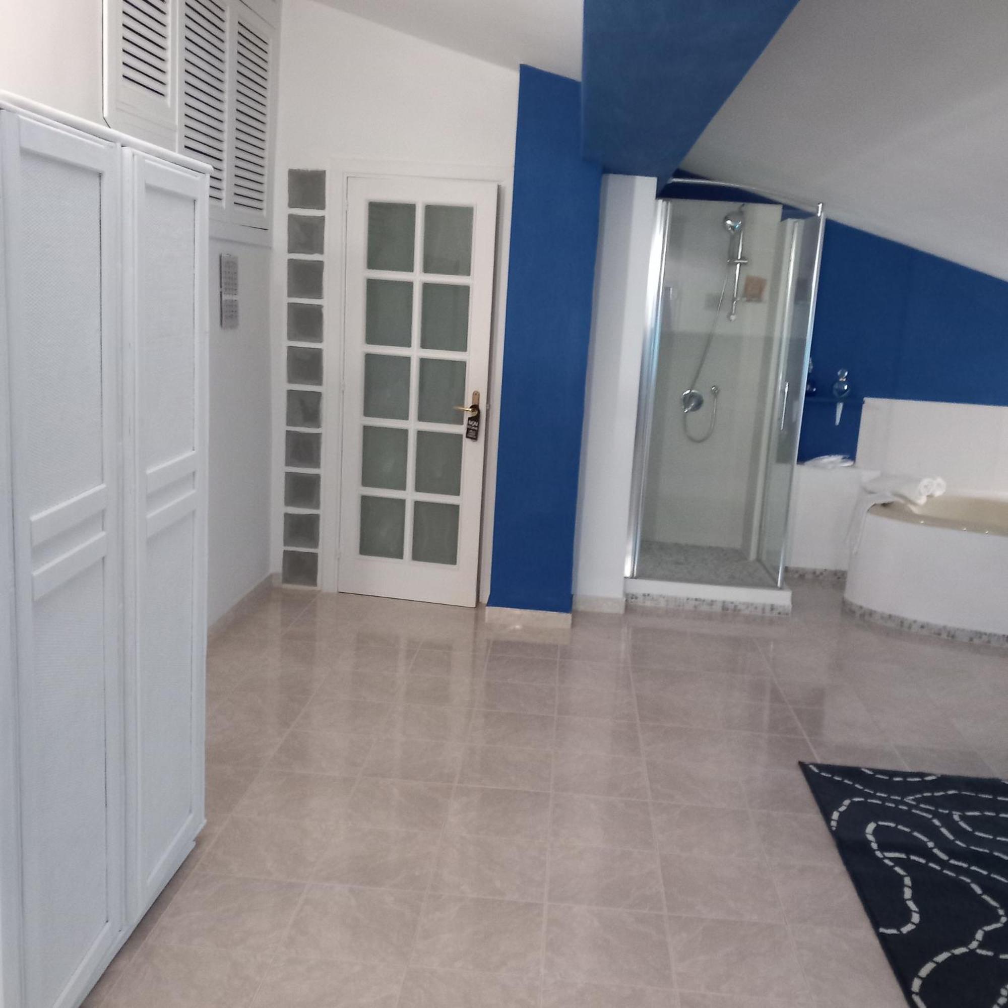 Wendy House Apartament 巴里 客房 照片